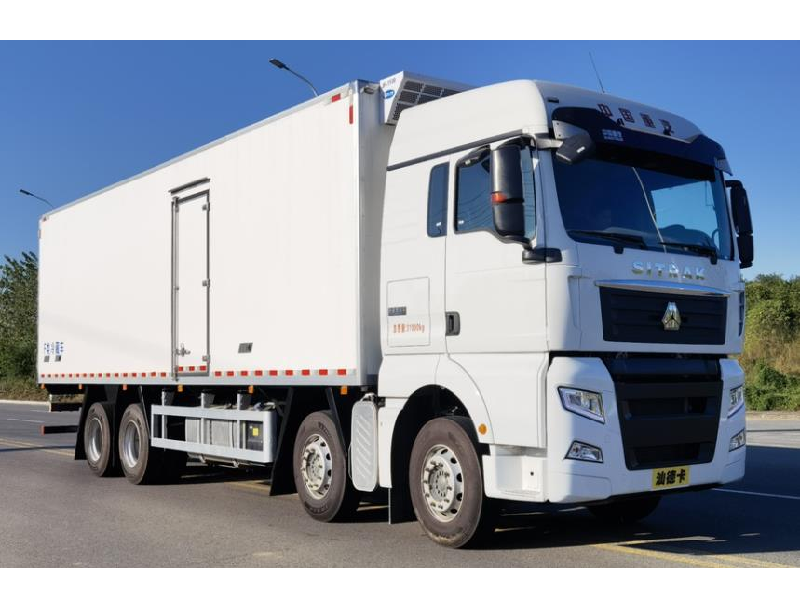 重汽前四后八冷藏車